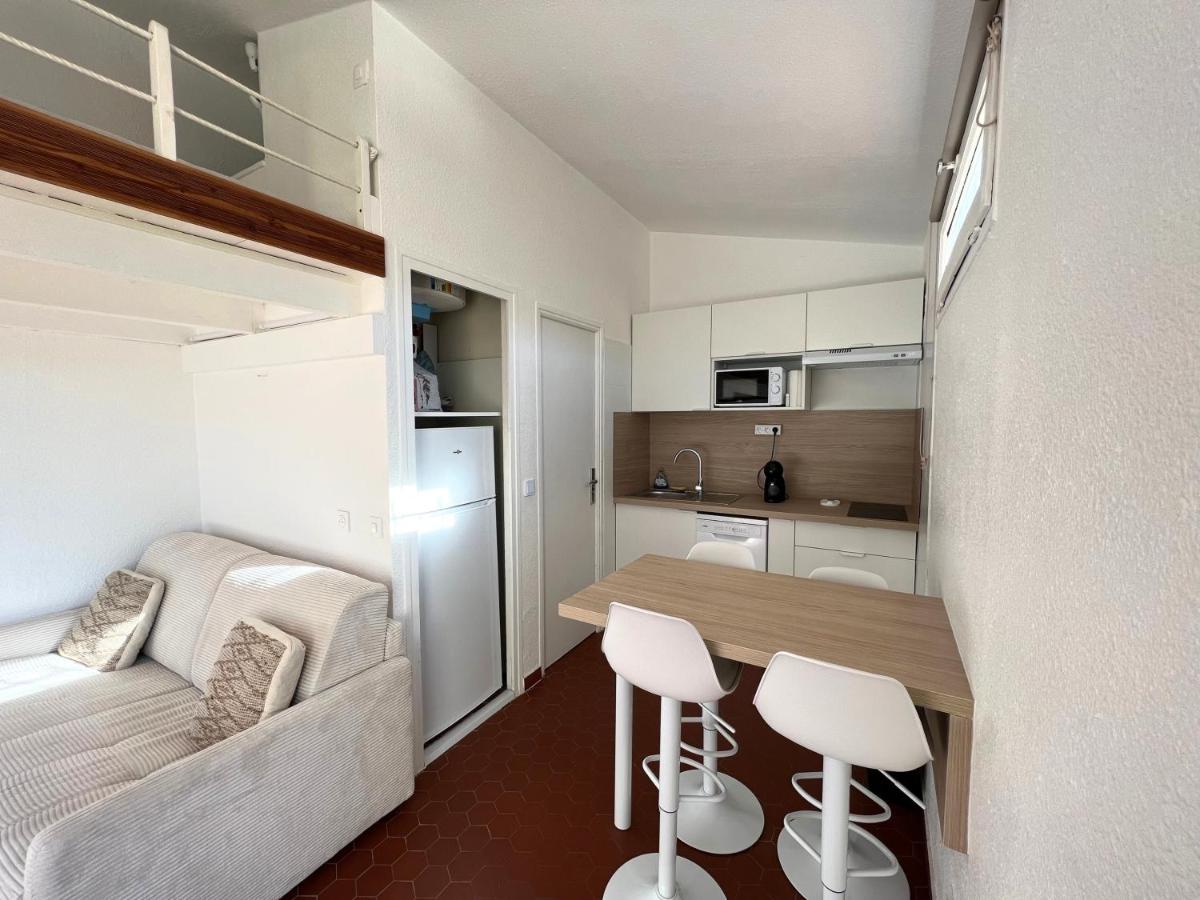 Appartement A 100M De La Plage - Terrasse & Parking Prive Le Barcarès エクステリア 写真